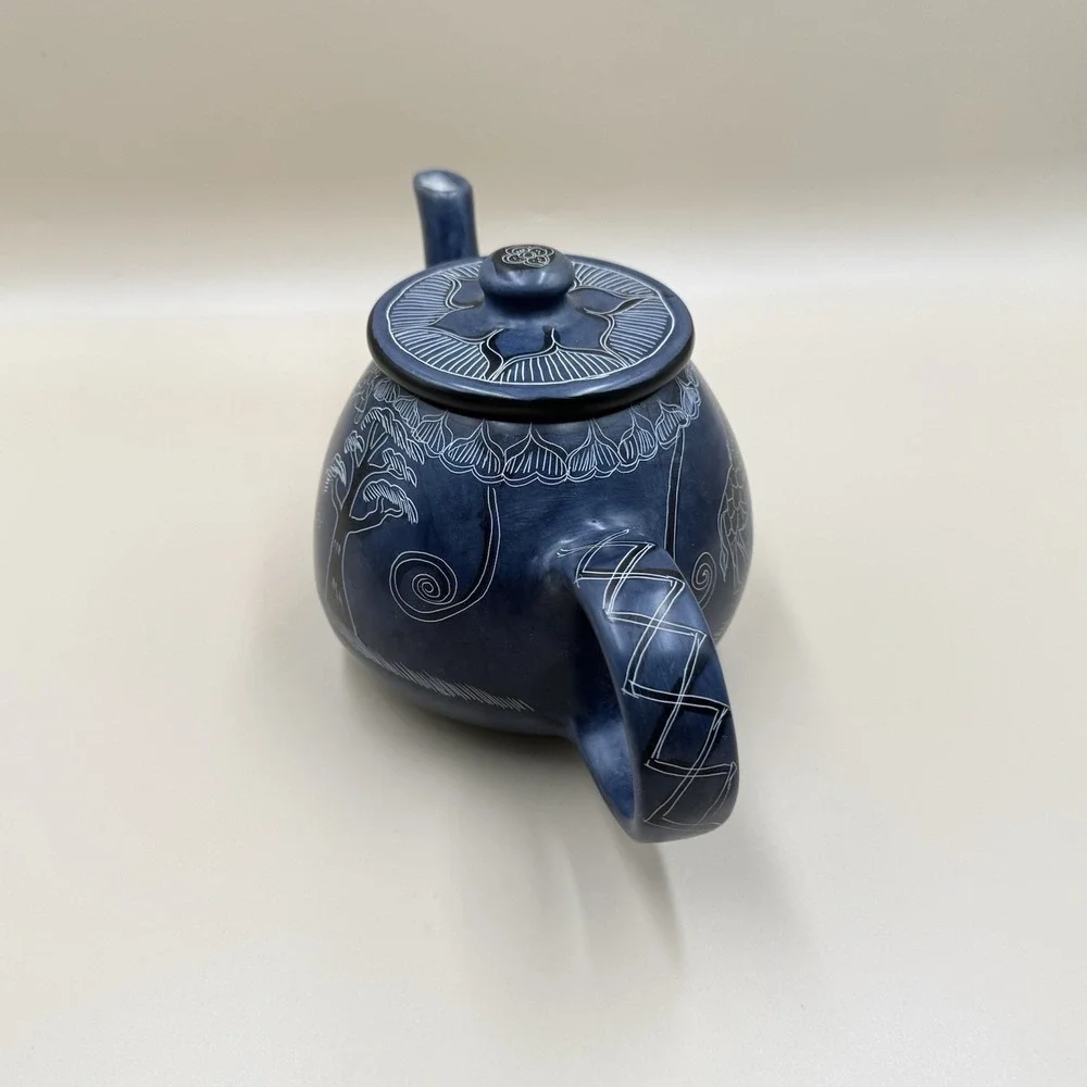 Afrian Soap Stone Tea Pot Etched Hand Painted Giraffe Safari Navy Kitchen